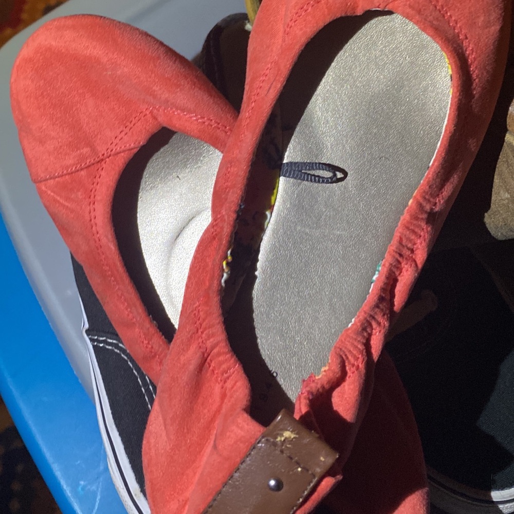 Catos Slip on size 8